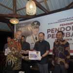 Bupati Luwu Launching Buku Biografi “Pemimpin Visioner Pendobrak Perubahan Pembawa Kesejukan”