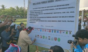 Pj Gubernur Sulsel Hadiri Deklarasi Pemilu Damai di Palopo