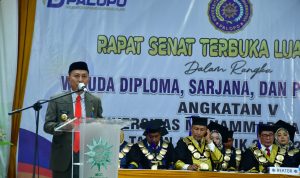 Hadiri Wisuda UM Palopo, Asisten I: Jadikan Tantangan Sebagai Peluang Berkarya