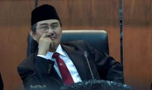 MKMK Berhentikan Ketua MK Anwar Usman