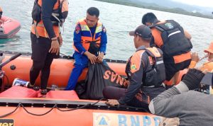Pemancing Yang Terjatuh Dari Perahu di Perairan Batulotong Luwu Ditemukan Meninggal Dunia