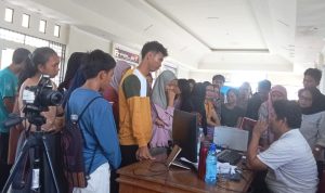 Disdukcapil Lutim Tetap Buka Dihari Libur Bagi Masyarakat Yang Lakukan Perekaman E-KTP
