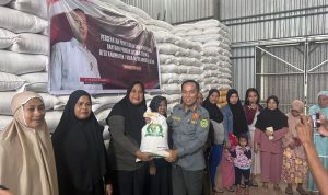 Asisten I Pemkot Palopo Hadiri Penyaluran Bantuan Pangan