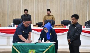 Pemkot dan DPRD Palopo Tandatangani  RPJPD 2025-2045
