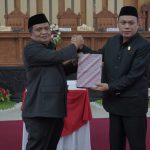 Pj Bupati Luwu Serahkan LKPJ Tahun 2023