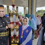 Peringati Hardiknas 2024, Pemkab Luwu Beri Penghargaan Ke Sekolah Berprestasi