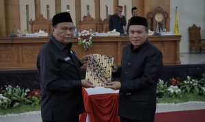 Sekda Luwu Paparkan Ranperda RPJPD 2025-2045 Dihadapan Anggota DPRD