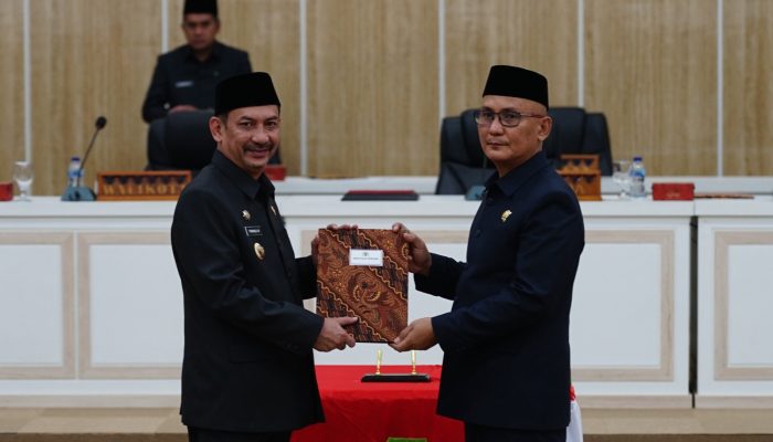 Paripurna DPRD Palopo Tetapkan 3 Ranperda Strategis Untuk Pembangunan dan Kesejahteraan