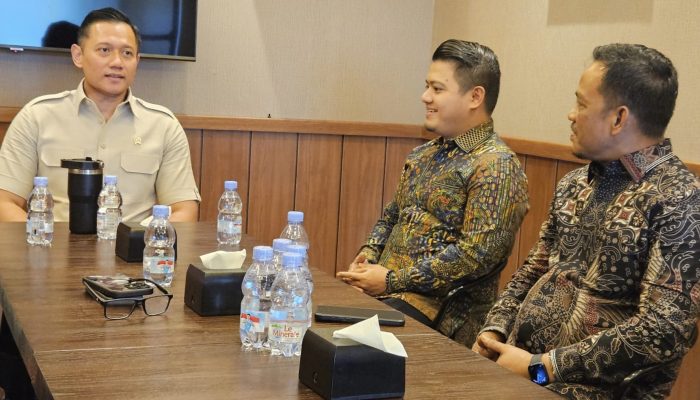 Kunjungi Kantor Menko – Infra, Patahuddin dan Dhevi Bahas Kerjasama Untuk Kemajuan Pembangunan di Luwu