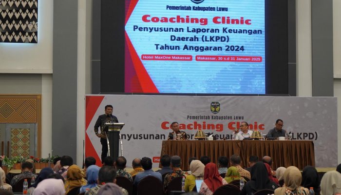 Percepatan Penyusunan Laporan Keuangan Daerah TA 2024, Pemkab Luwu Gelar Coaching Clinic