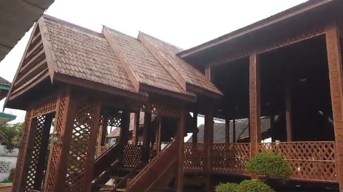 Proyek Rehab Cagar Budaya istana Kedatuan Luwu Diduga Tak Sesuai Spesifikasi Teknis