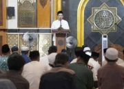 Penjabat Walikota Palopo Laksanakan Sholat Tarawih Perdana di Bulan Ramadan 1446 H