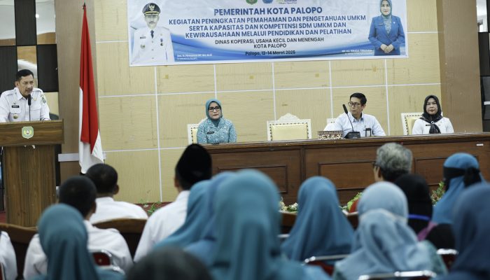 Pj. Wali Kota Palopo Resmi Buka Pelatihan UMKM Untuk Tingkatkan Kapasitas dan Kompetensi SDM