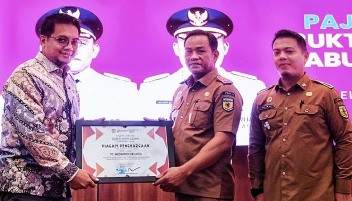 MDA Raih Penghargaan Bergengsi Atas Kepatuhan Pajak di Luwu: Komitmen Nyata Dukung Pembangunan Daerah