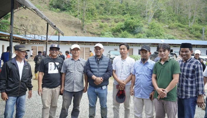 Bupati Luwu Tinjau Proyek PLTMH di Desa Lange, Tegaskan Asas Keadilan dan Kemanusiaan