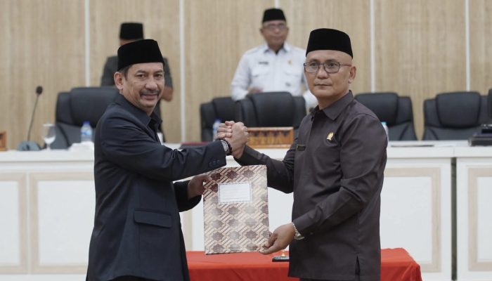 Pemerintah Kota Palopo Raih Opini WTP, Pj Wali Kota Hadiri Dua Paripurna DPRD