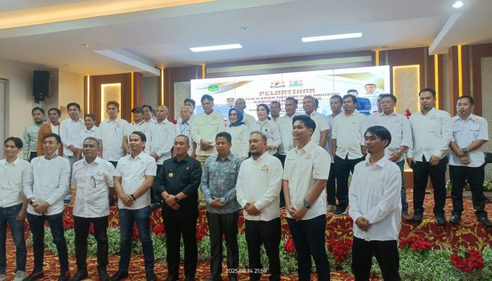 Aswin Kurais Resmi Nahkodai Kadin Luwu Timur, Siap Dorong Pertumbuhan Ekonomi Daerah
