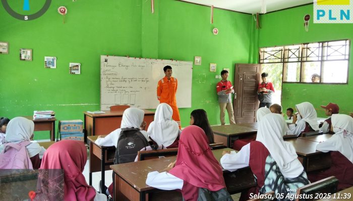 PLN ULTG Palopo Sosialisasikan Bahaya Listrik di SDN Labokke Puty, Luwu