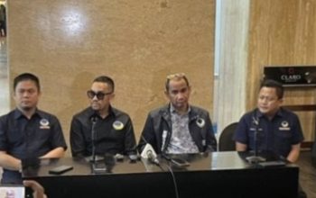 Bantah Jika Bupati Kolaka Timur di OTT KPK, Ahmad Sahroni : Beliau Ada Disamping Saya di Makassar