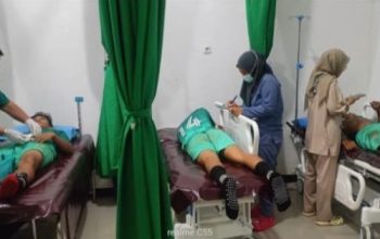 Laga Semi Final Turnamen HUT RI di Wasuponda Ricuh, Pemain dan Suporter Terlibat Adu Jotos