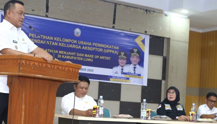 Pemkab Luwu Perkuat UMKM Lewat Pelatihan Menjahit dan MUA