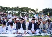 Wabup Luwu Salat Idulfitri di Walenrang, Ajak Warga Perkuat Silaturahmi
