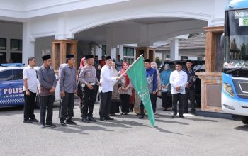 Lepas Kafilah MTQ, Pemkab Luwu Siapkan Bonus Rp10 Juta dan Beasiswa