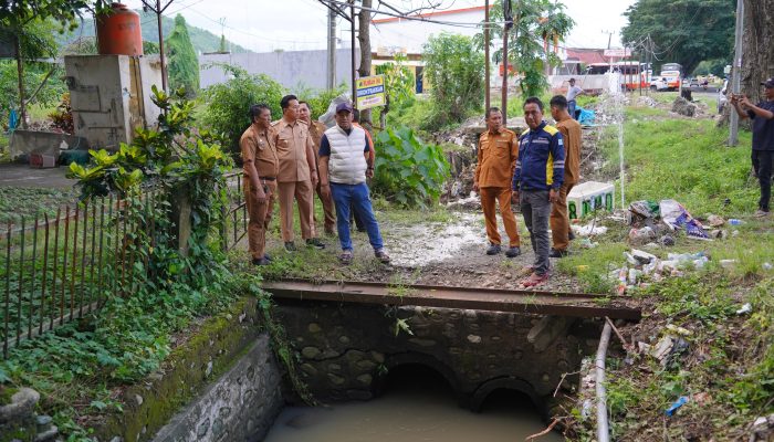 Hujan Deras Picu Banjir, Pemkab Luwu Gerak Cepat Benahi Drainase