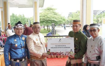 MDA Salurkan Ratusan Bantuan Pendidikan di Hardiknas 2026