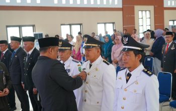 Patahudding Ambil Sumpah Pejabat Pemkab Luwu, Tegaskan ASN Harus Berintegritas