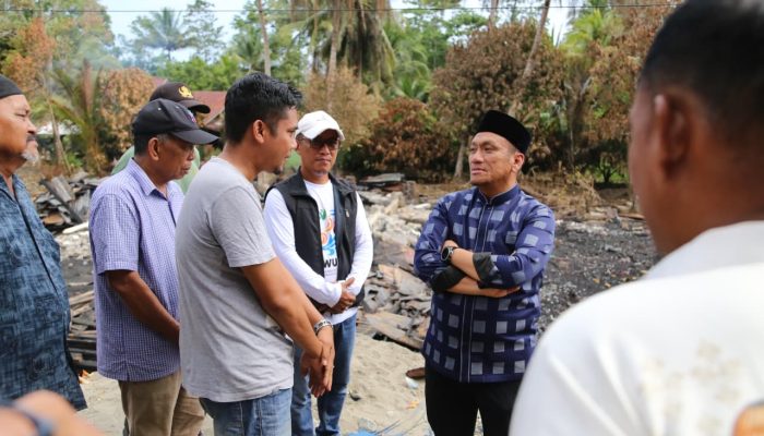 Bupati Luwu Timur Pastikan Bantuan Korban Kebakaran di Maliwowo Dipercepat