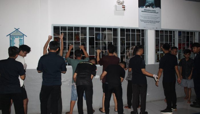 Razia Rutin Lapas Palopo Berhasil Amankan Barang Terlarang, Narkoba Nihil