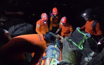 Terjatuh Saat Mendaki di Gunung Bulu Saukang, Pria Asal Gowa Dievakuasi Tengah Malam