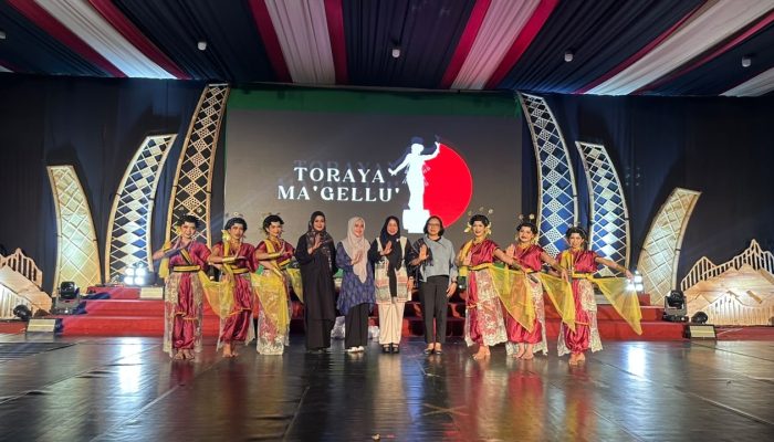Pemkab Luwu Tampilkan Tari Pajjaga Baine di Event Toraya Ma’gellu’ 2026