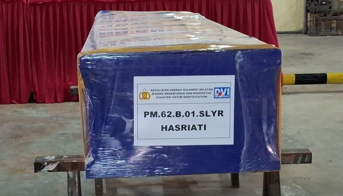Tim DVI Polda Sulsel Identifikasi Dua Korban KM Nurul Salsa, 14 Penumpang Masih Dicari